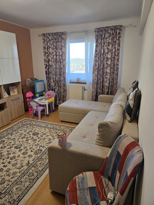 De vânzare apartament 2 camere – Câmpina, str. Tudor Vladimirescu nr.