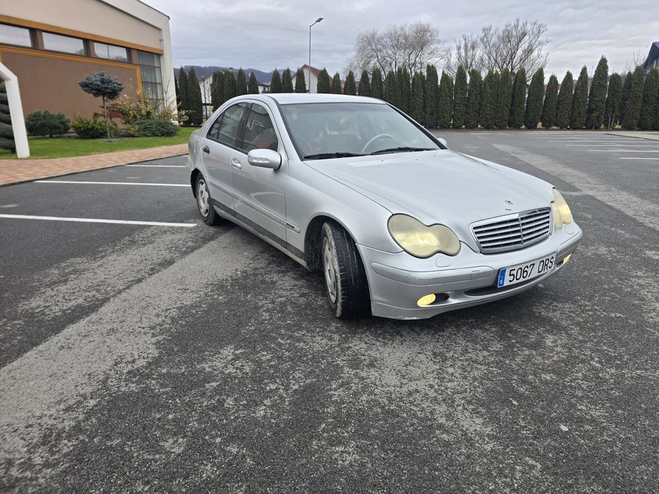 Mercedes-Benz c220 cdi