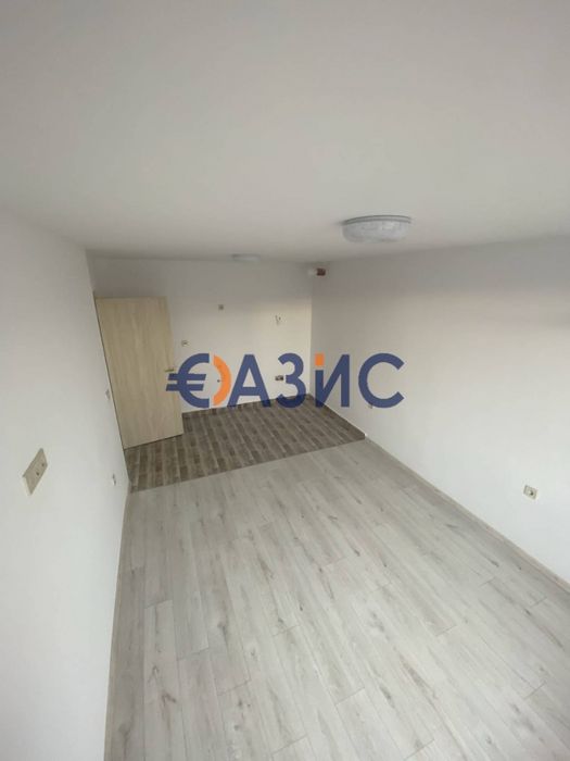 Продава се Двустаен апартамент в Поморие - 77 кв.м за 795 €/кв.м - Снимка #12