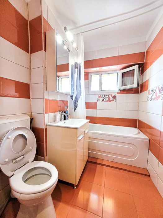 De Vanzare Apartament 3 camere Bucur Obor