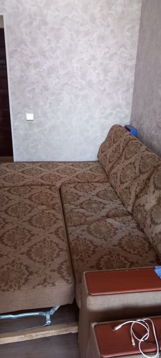 Продаётся диван угловой, раздвижной