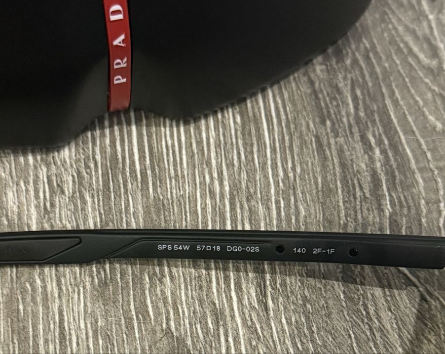 Слънчеви очила PRADA