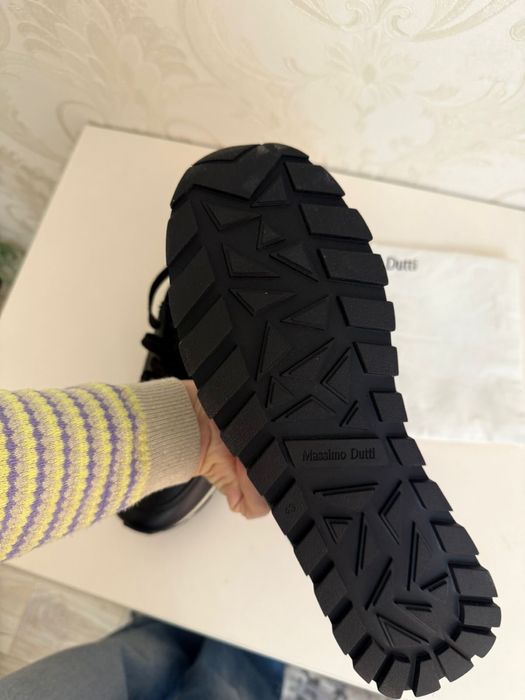 Кроссовки Massimo Dutti