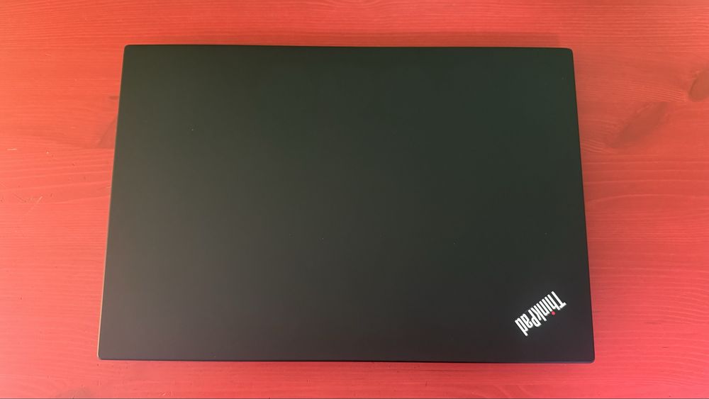 Thinkpad T15 Gen 2i, core I7-1185G7, 32 GB RAM, 512 GB NVME Samsung