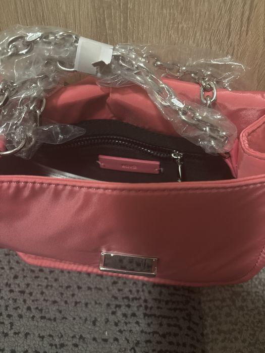 Дамска чанта - клъч Mango