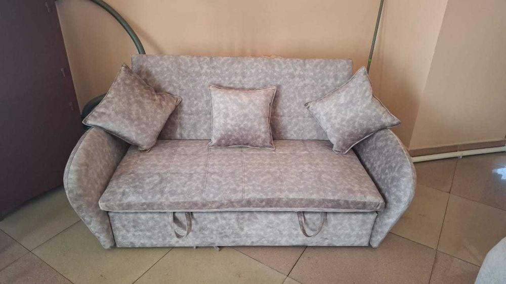 Продам диван по уцененной цене НОВЫЙ