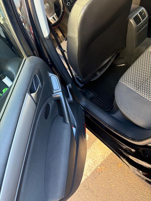 VOLKSWAGEN Golf 2011 — imagine 5