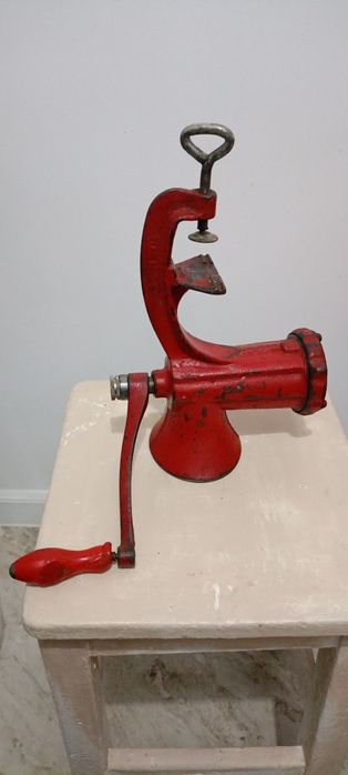 Mașină de tocat carne