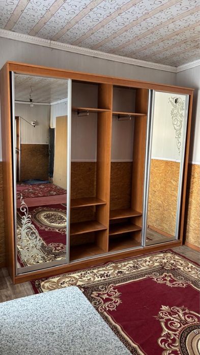 Продам шкаф-купе