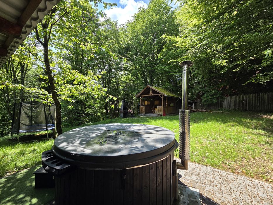Cabana cu 4 camere la Sovata (ciubar)