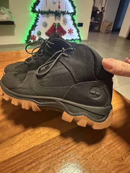 Ghete Timberland noi marine 36