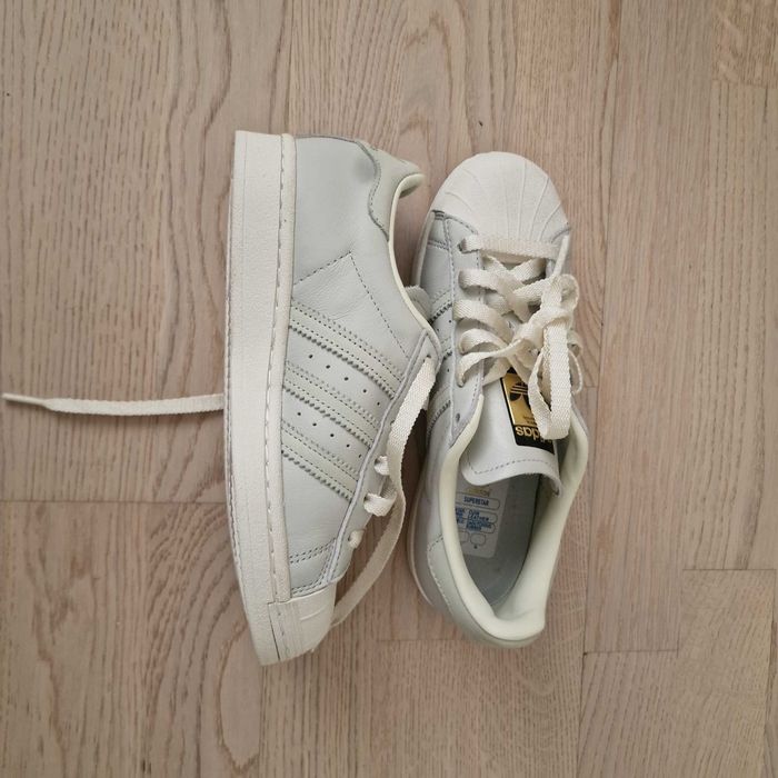 Adidas superstar