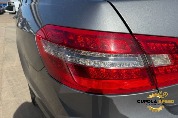Lampa / Tripla stop stanga aripa Mercedes-Benz E-Class W212/S212/C207