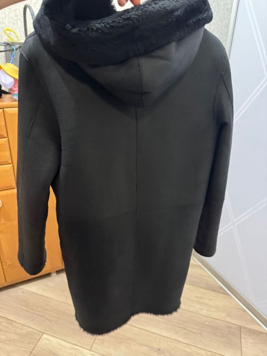 Продаю детскую дубленку