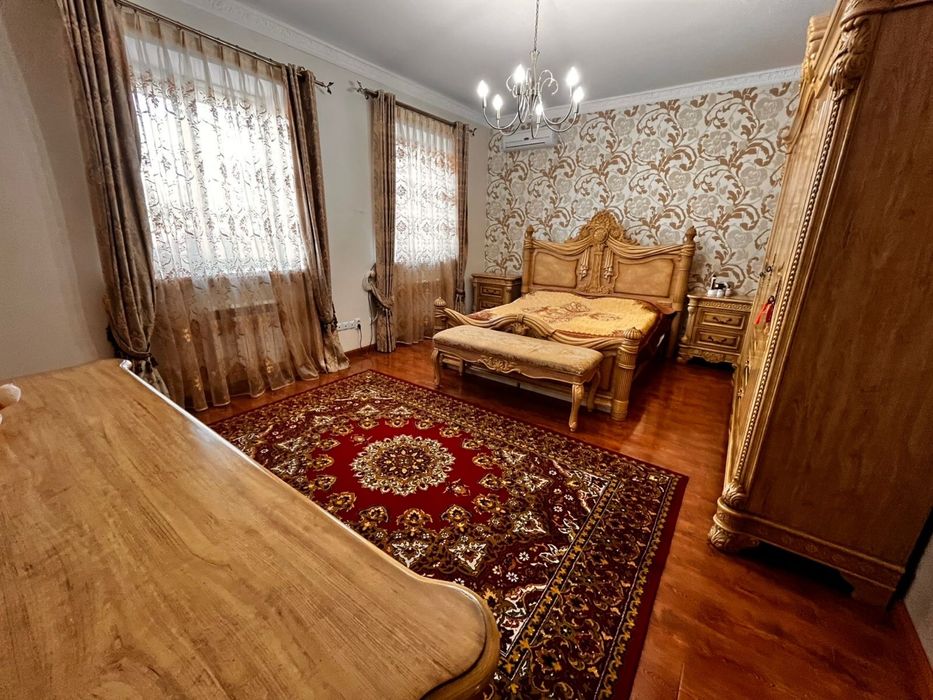 Мебель из дерева