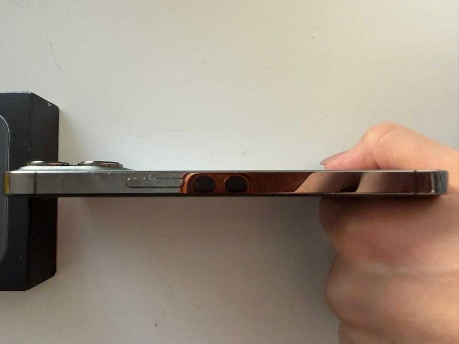 Айфон 13 про в отличном состоянии