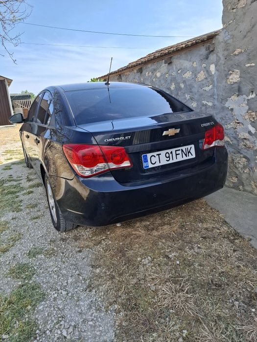 Vând Chevrolet Cruze