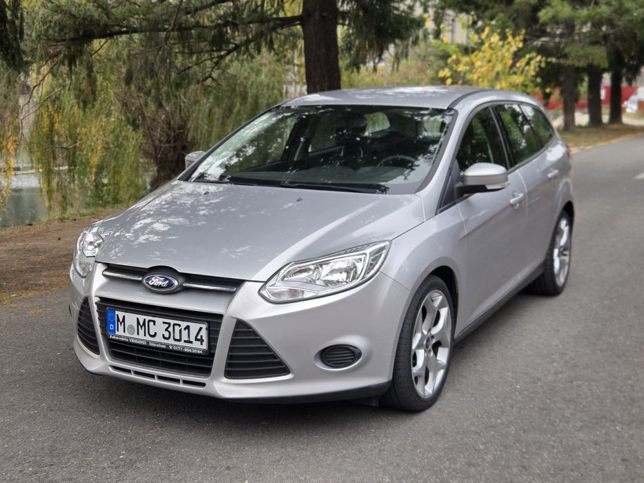 FORD Focus 2012 — imagine 5