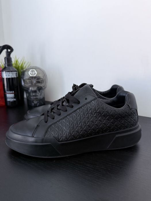 Calvin Klein Triple Black