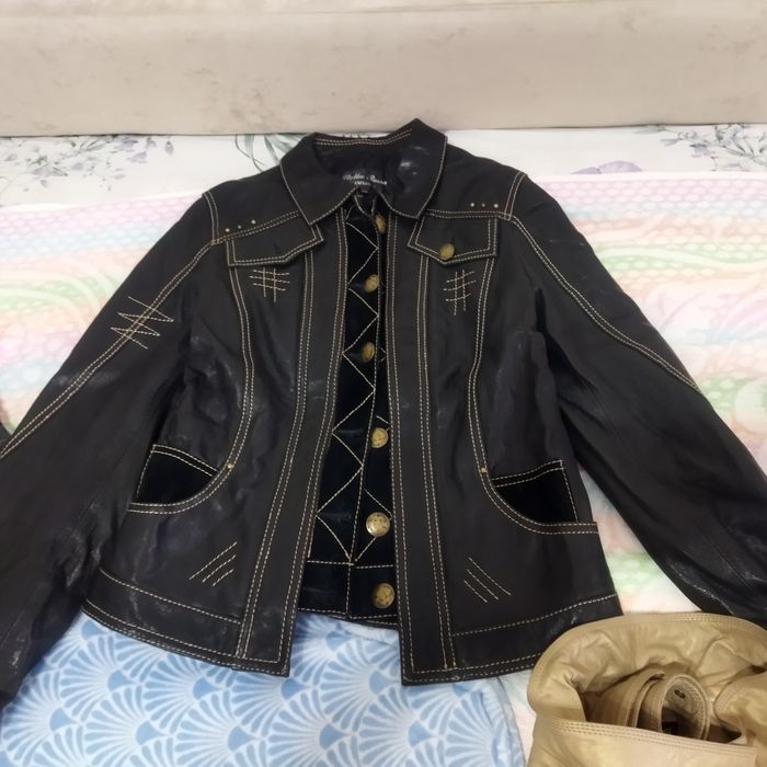 Продам почти даром