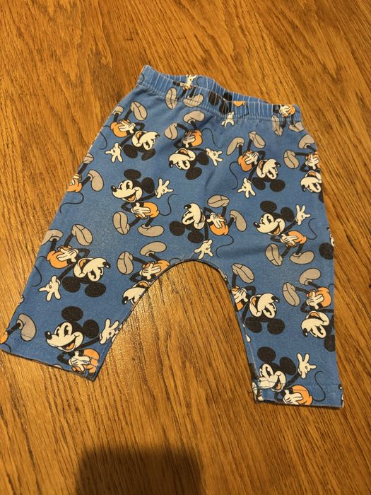 Vand mai multe haine bebe Disney, 3 luni