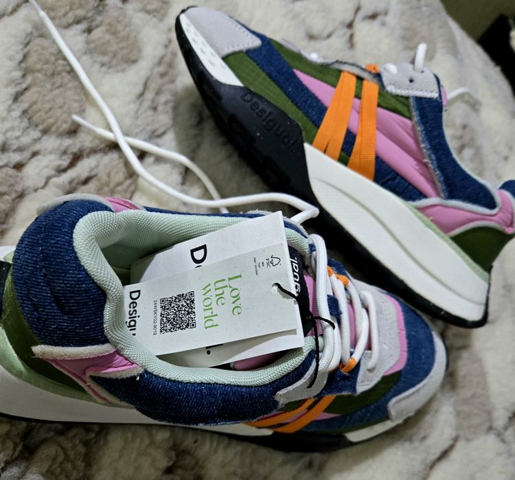 Desiqual оригинални дамски сникърси нови 38.5 номер