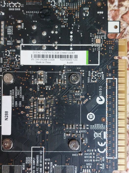 Placi video DEFECTE Asus Strix GTX 750 TI 2GB si Zotac GTX 750 TI 2GB