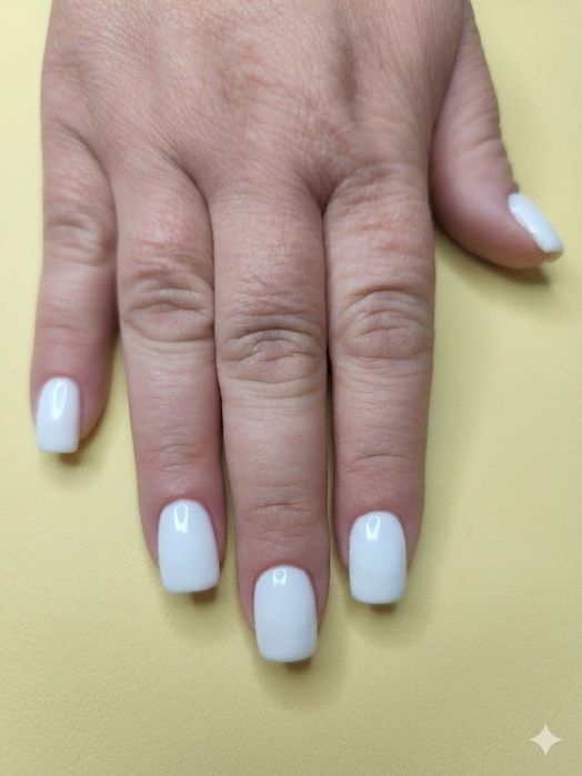 Нужны модели на гель покрытия.