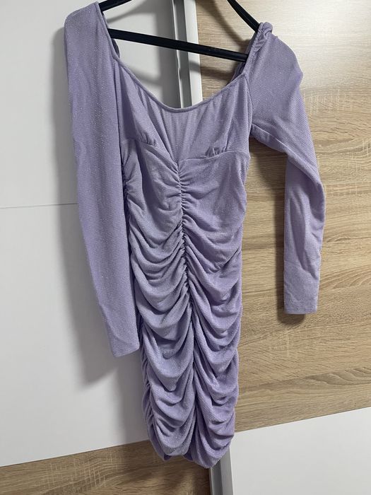 Рокля Asos размер 34.Обличана е точно веднъж,но вече ми е малка.