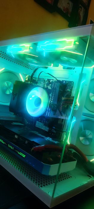 Продавам мощен Геймърски Компютър – Ryzen 5 3600 / GTX 1070 / 16GB 3600MHz / 512GB NVMe