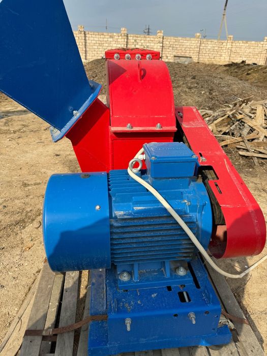 Дробилка-измельчитель