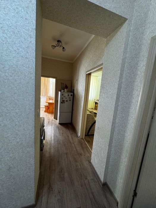 Продам трёхкомнатную квартиру  76 м2