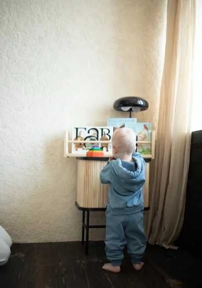 Полка книжная настенная