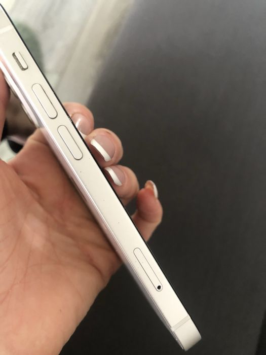 Iphone 12mini ,почти отлично състояние