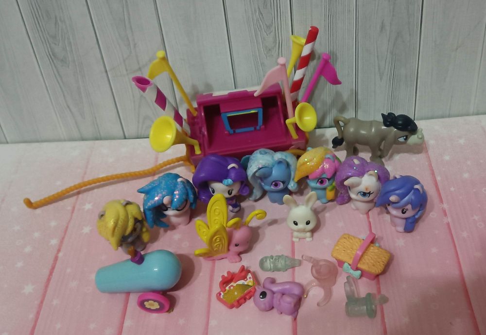 Набор оригинальных игрушек