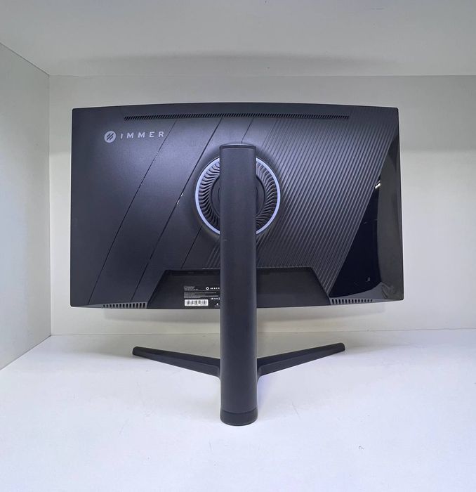 IMMER RGB 27’CURVED 200hz zŏr holarda