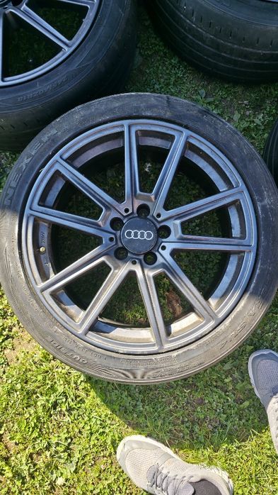 Vând  jante WheelsWorld r18