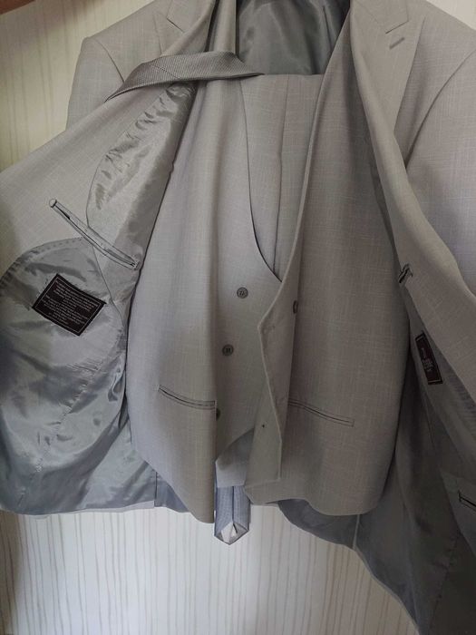 Мъжки костюм от 3 части