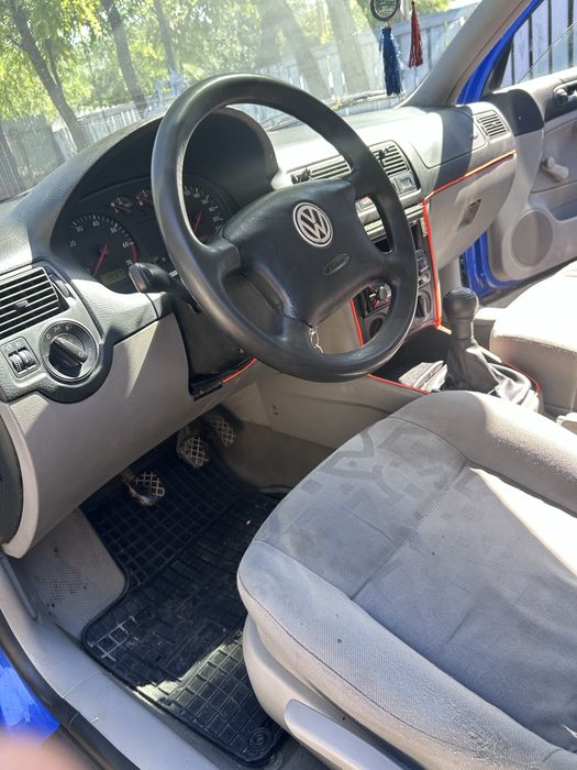 Volkswagen Golf benzină, 916 € — imagine 4
