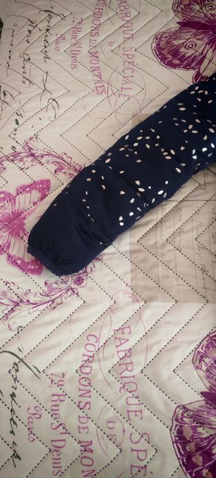 Подарява якета 128 и 134