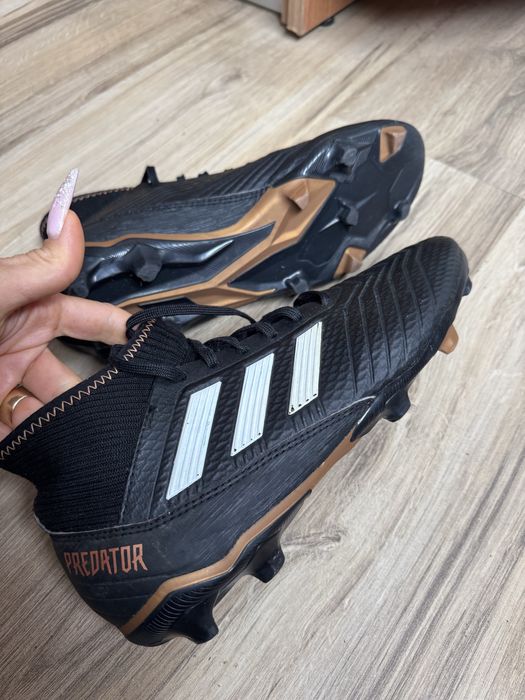 Футболни обувки adidas PREDATOR 18.3 FG ! 42 н