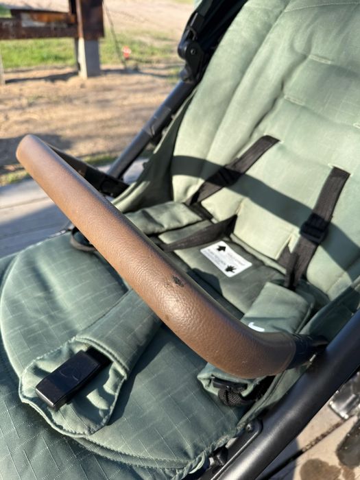 Коляска прогулочная Joie Litetrax Pro Laurel