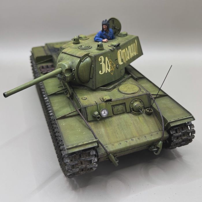 Готовая модель танка КВ-1. Tamiya 1/35.