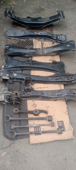 Балка Тойота Виста,каринаЕ