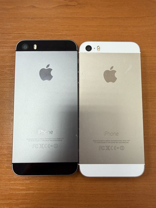 COLECTIE iPhone 5s Gold si Space Grey