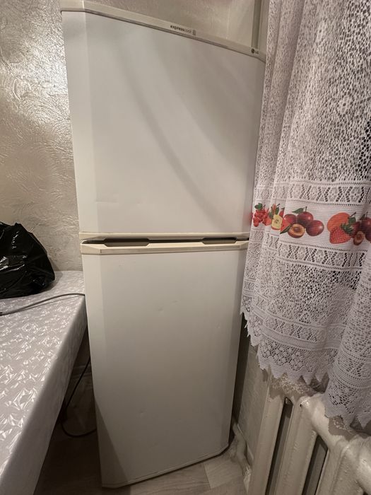 Продам холодильник рабочий
