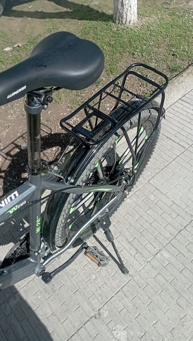 Velik bemiks velosiped velik moshina