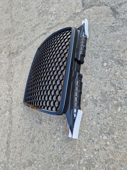 Grila Fagure  AUDI A3 8P 2005-2008