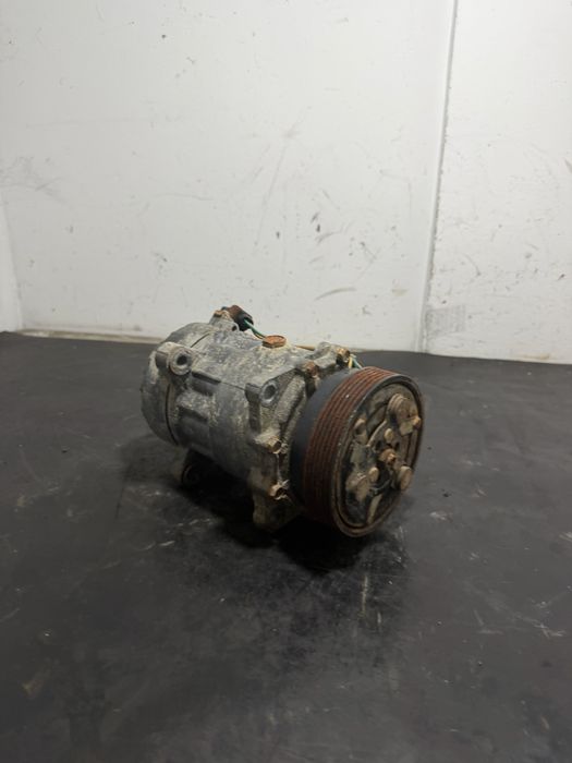 compresor clima AC Volkswagen Vw Golf 4 1.9 TDI ALH Compresor clima AC Volkswagen Vw Bora 1.9 TDI ALH ASV compresor clima AC  Caddy 1.9 ALH