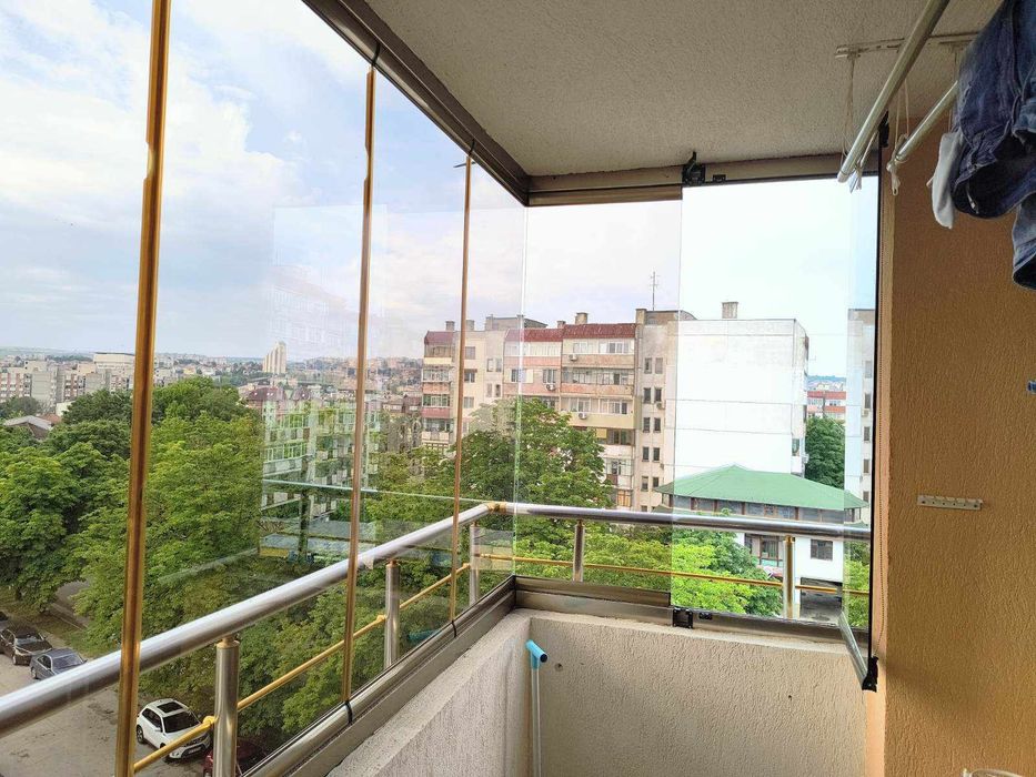 Продава се Четиристаен апартамент в Разград, Васил Левски - 100 кв.м за 1600 €/кв.м - Снимка #11